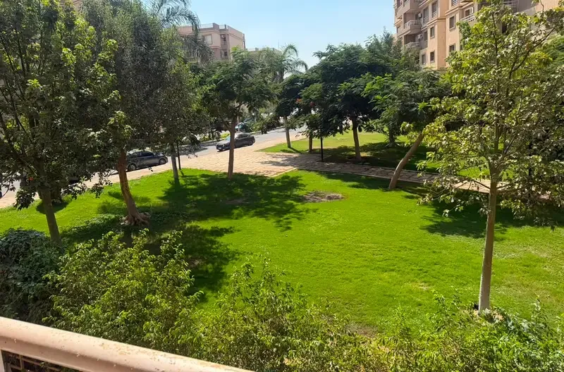شقة للايجار في مدينتي B6 فيو جاردن