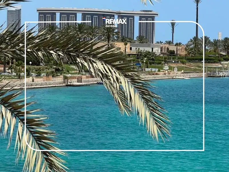 فيلا فاخرة للإيجار اليومي في مارينا 6 على البحيرة