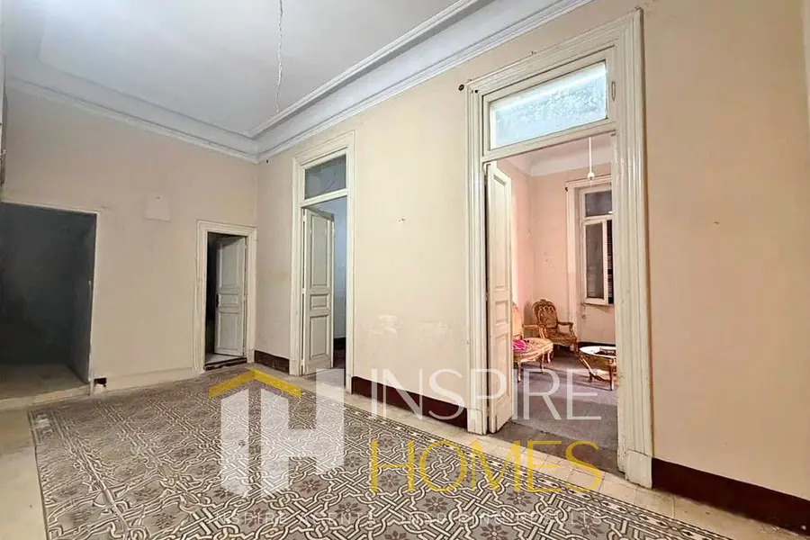 Licensed office headquarters for rent 160 sqm in Azarita