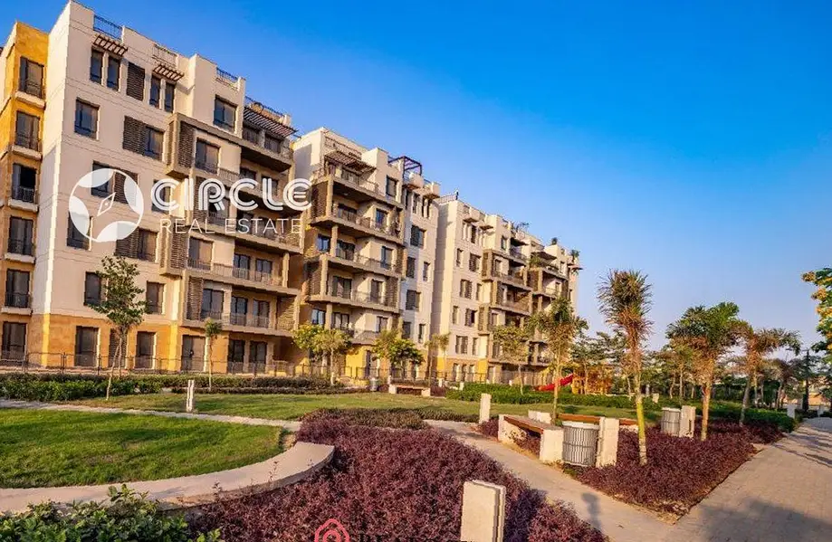 Luxurious furnished duplex with a private garden in Eastown - New Cairo