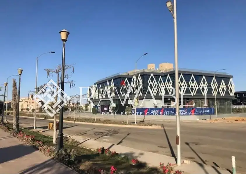 Clinic for rent in Kazan Mall, 55 sqm, finished with ACs, in 6th of October