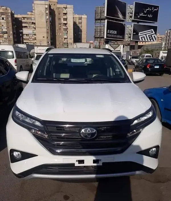 تويوتا رش 7 راكب للإيجار