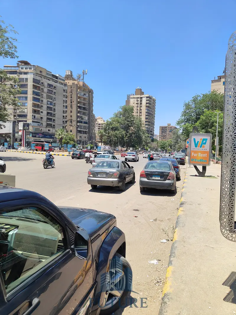 Commercial store for rent in Mohandessin, Gamet El Dowal Street