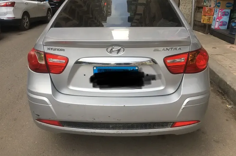 Rent Elantra 2019 without driver