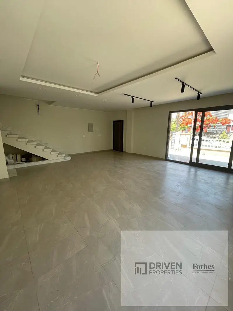 Independent villa for rent in Reem Residence Compound, 6th of October