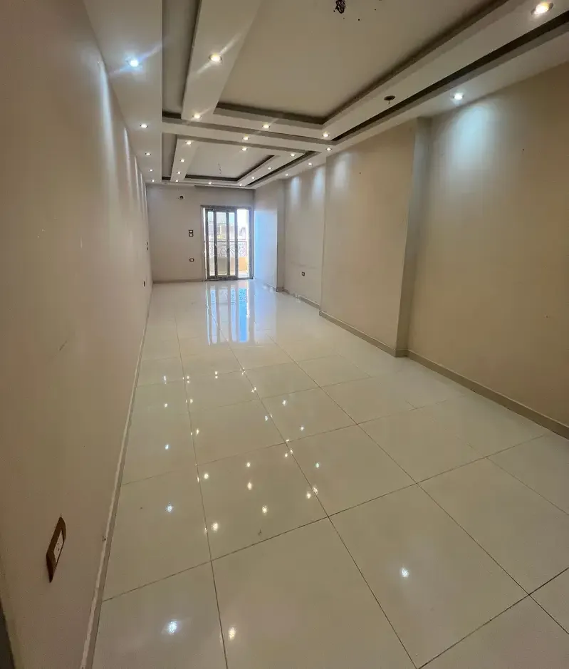 شقة ١٦٠ متر سوبر لوكس للإيجار في شارع حسن رضوان الرئيسي