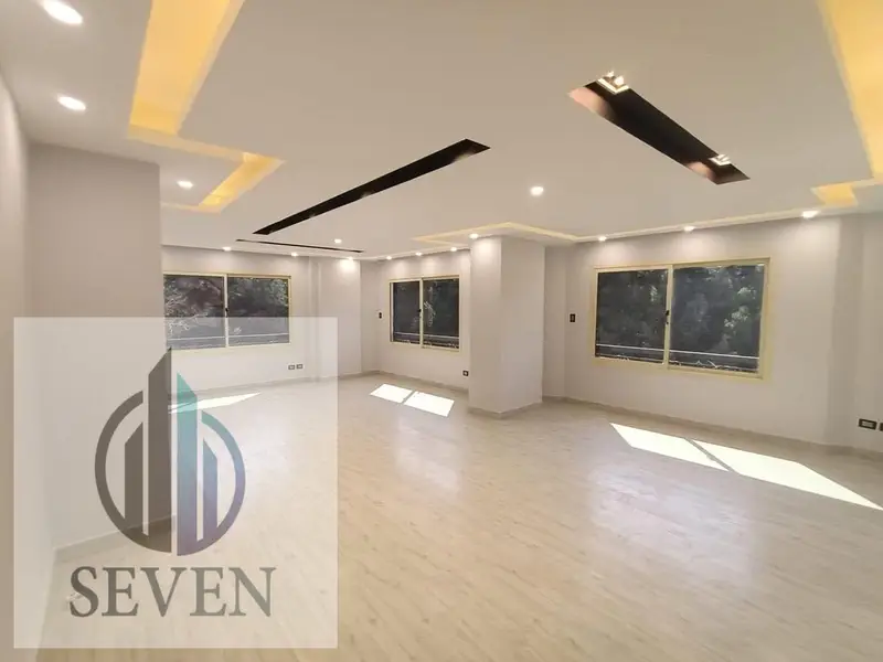 Administrative office for rent, 450 sqm, prime location, Sarayat El Maadi