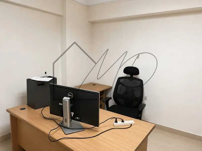 Air-conditioned office headquarters for rent, 160 sqm, in Gleem