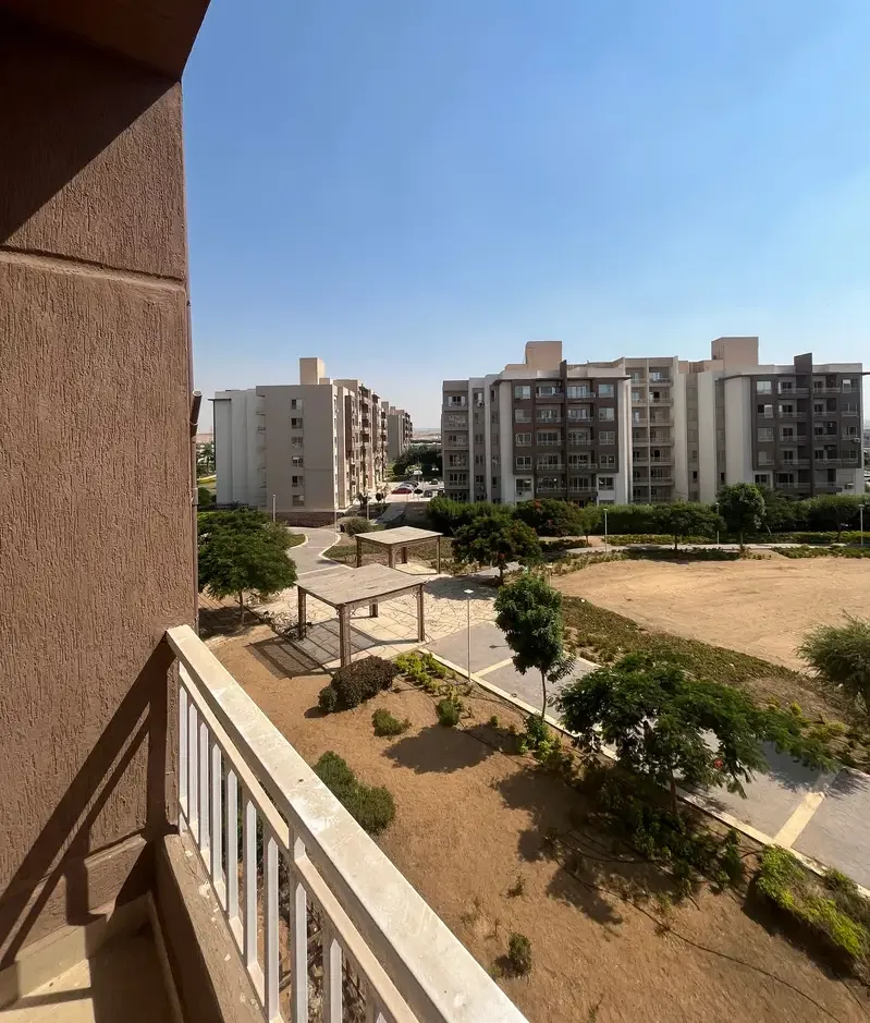 شقة بكمبوند وصال فيو جاردن للإيجار