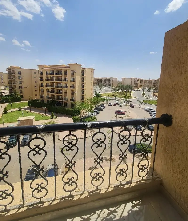 Apartment for rent in Rehab City at a bargain price