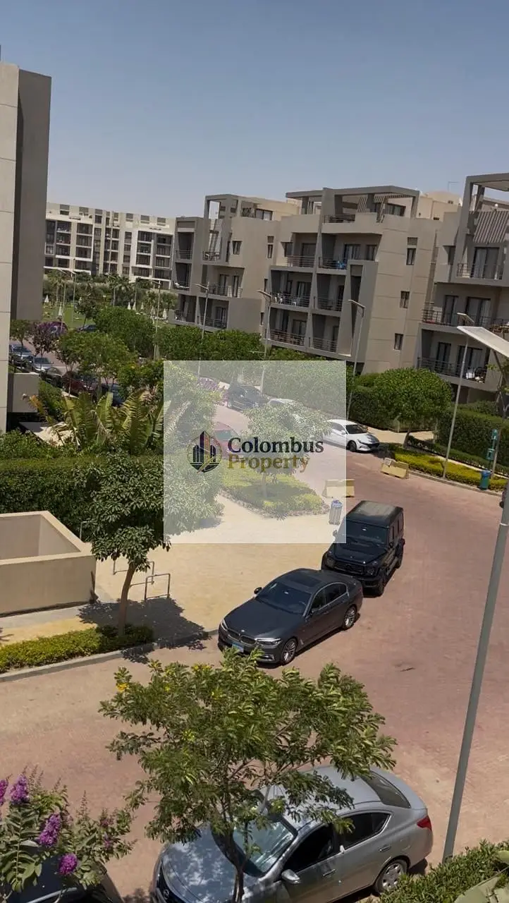 شقة فاخرة للإيجار في فيفت سكوير - تشطيب كامل