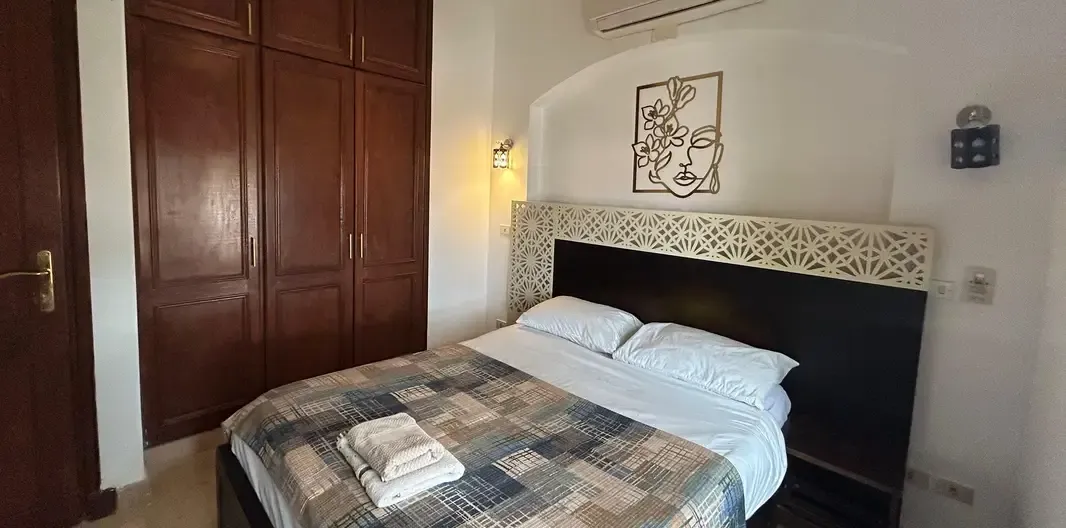 شاليه بإطلالة ساحرة على اللاجون للإيجار السياحي في سابينا - الجونة