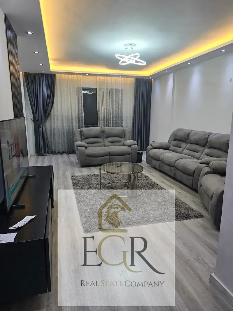 Furnished apartment for rent in Rehab 1 with garden view