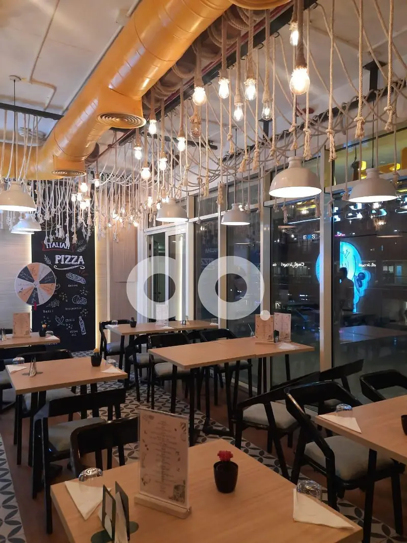 Commercial store for rent in Rehab City
