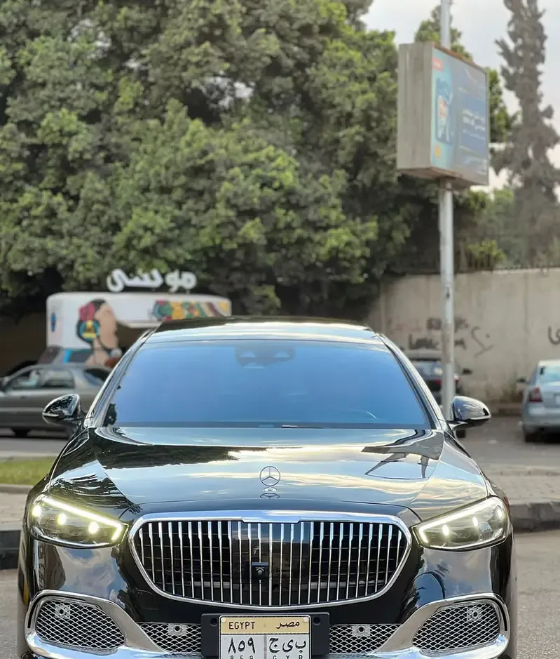 مرسيدس S500 مايباخ 2023 للايجار