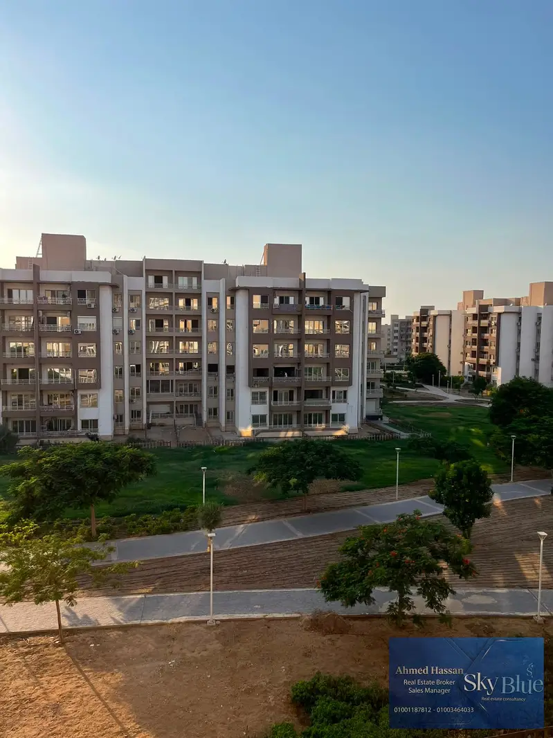 160 sqm apartment for rent in Wesal Shorouk Compound