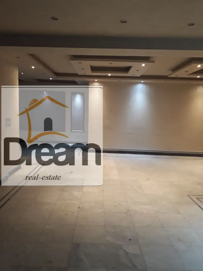 Office 500sqm for rent on Mosaddak Street