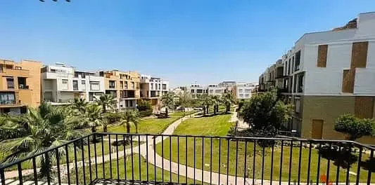 Apartment for rent in SODIC The Courtyards, Sheikh Zayed