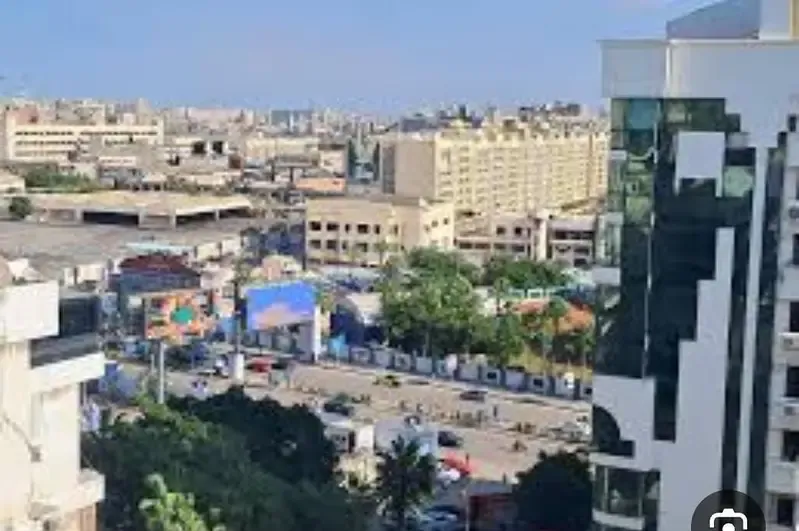 مقر إداري بسموحة شارع الطيار محمود شكري ١٣٠م للشركات