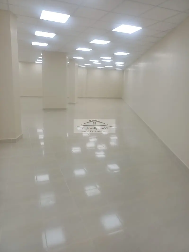 Commercial store for rent, 450 sqm, El Nozha Main Street, New Cairo