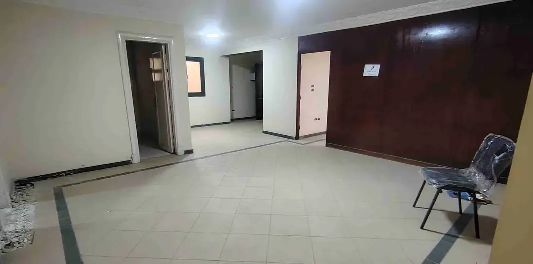Licensed administrative office for rent in Smouha, Mostafa Kamel Street