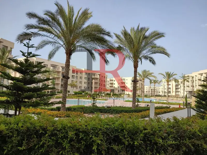 شاليه مفروش للإيجار على حمام السباحة في مراسي الساحل الشمالي
