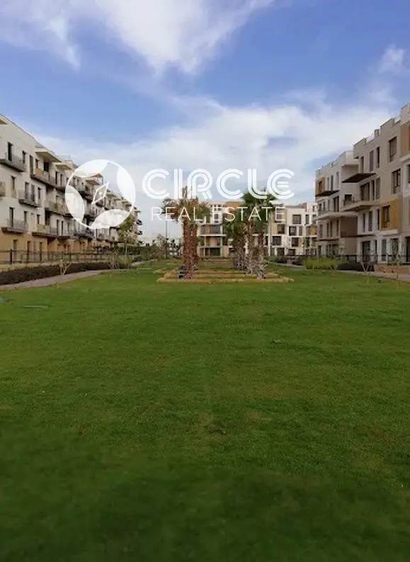شقة دوبلكس أول سكن 249م مفروشة بالمطبخ والتكييفات في سوديك ويستاون
