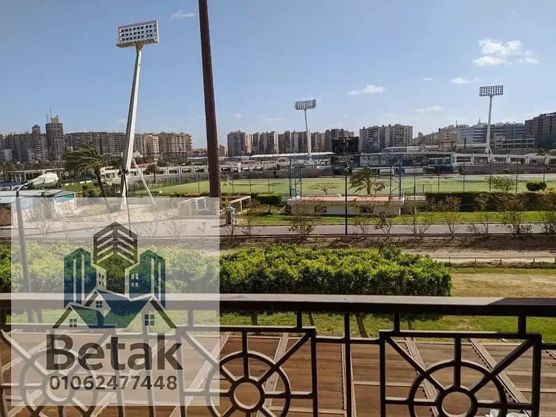 Apartment for rent 250sqm in Terrace Smouha