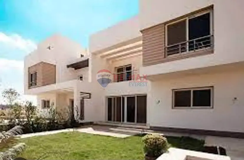 Townhouse at a special price in Grand Heights - 6th of October