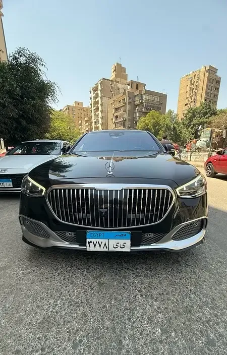 مرسيدس S للإيجار اليومي بالسواق
