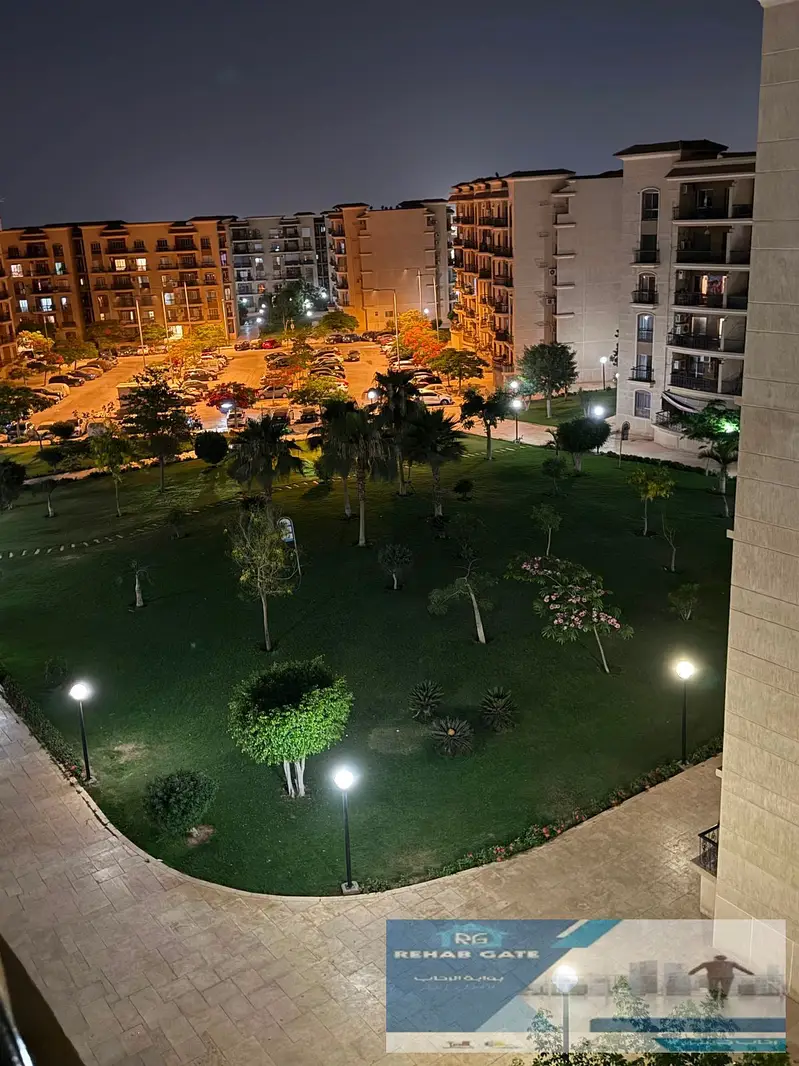 Distinct apartment in Rehab 2 for rent