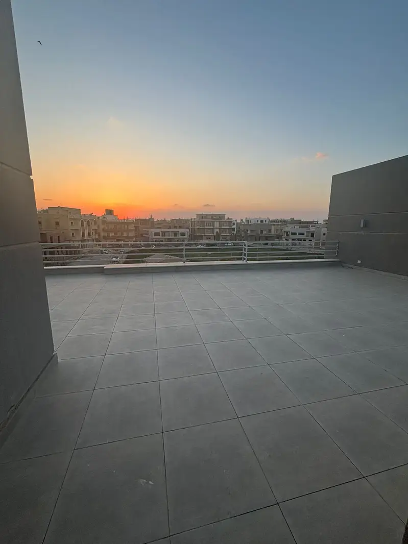 شقة أول سكن للإيجار في اكستنشن غرب الجولف