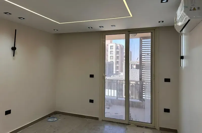 Apartment for rent in Taj City Compound - Lake Park
