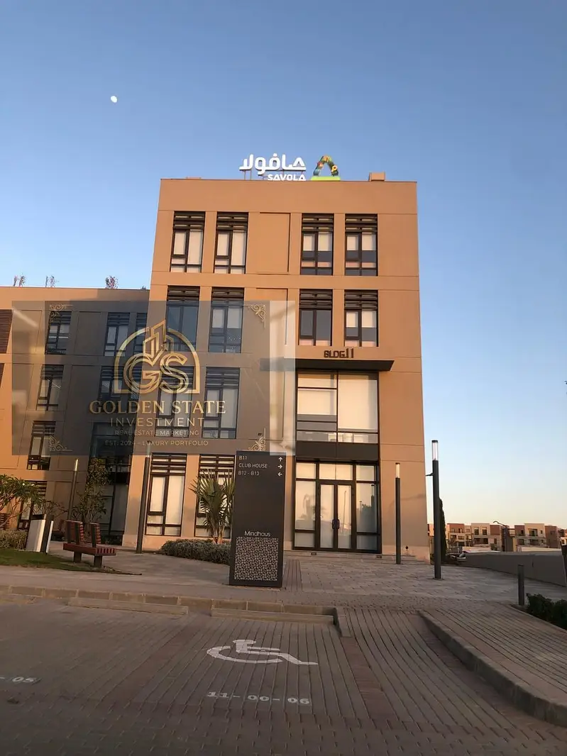 Fully finished 136 sqm office for rent in District 5