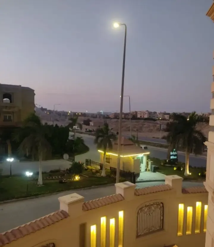 شقة 4 غرف 4 حمام تشطيب مودرن فيو مفتوح