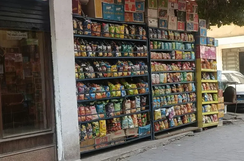 Shop for rent in Ibn Sinder Square