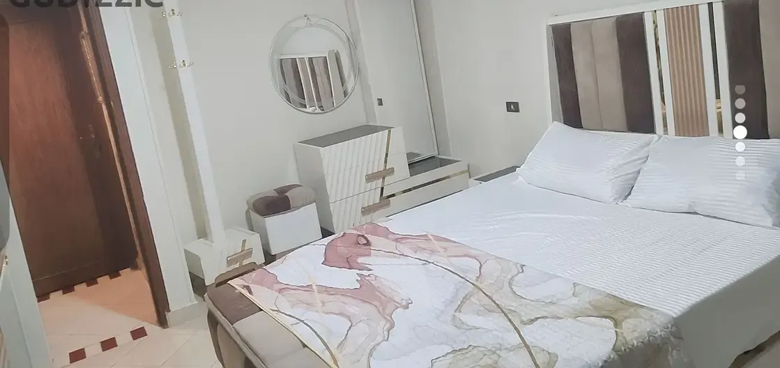 Furnished apartment for rent daily and weekly for families and families