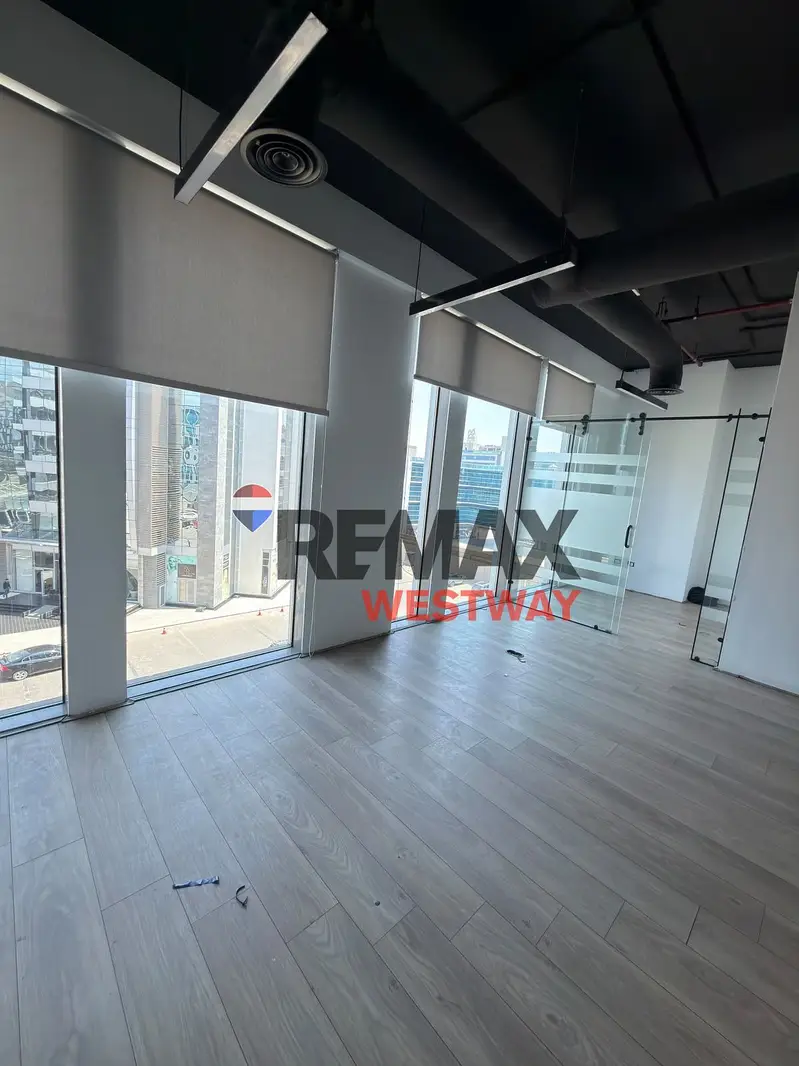 Office for rent, finished with ACs, 90 sqm, Park Street Mall, Sheikh Zayed