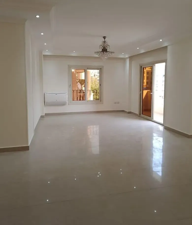 Apartment for rent in the First Settlement - Banafsag Omaraat