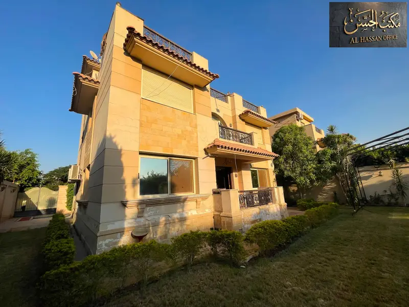 Villa for rent in Royal City Compound, Sheikh Zayed