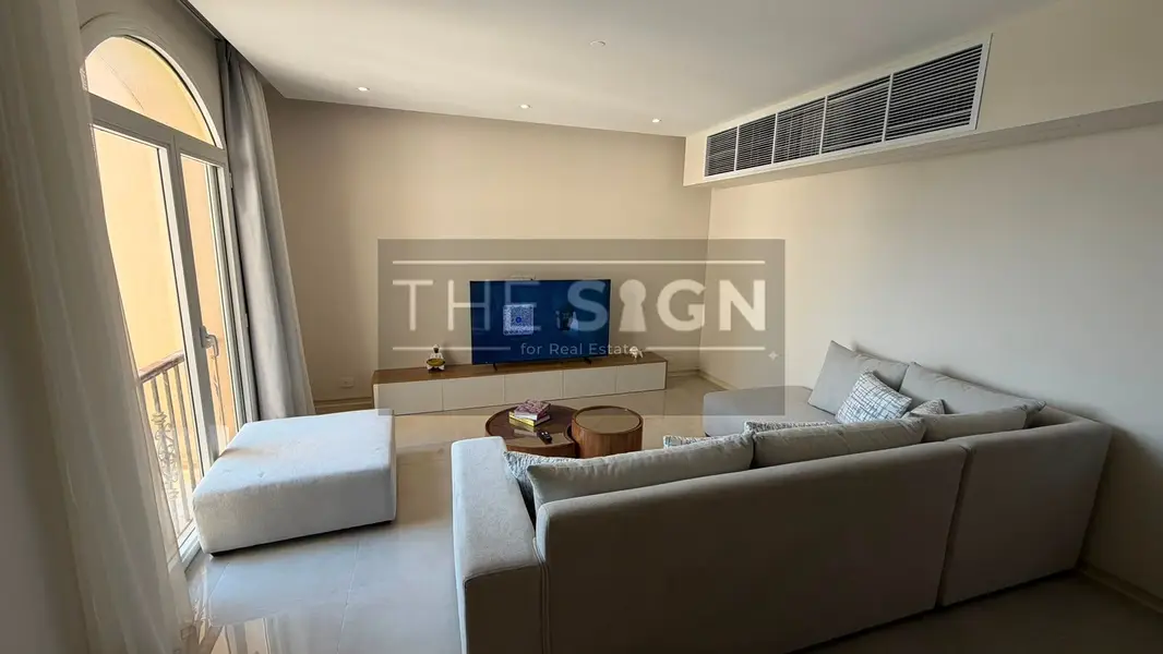 دوبلكس للايجار كمبوند هايد بارك