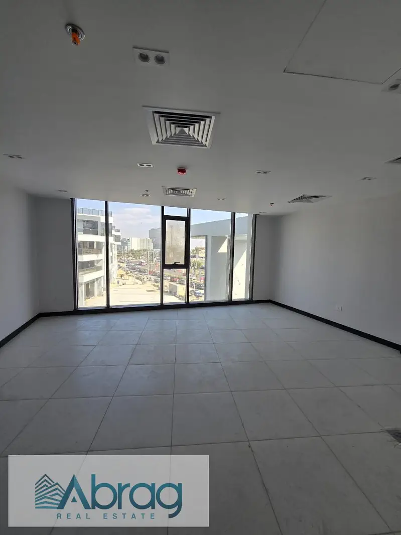 Clinic for rent 56 sqm in Central Avenue Mall, Sheikh Zayed