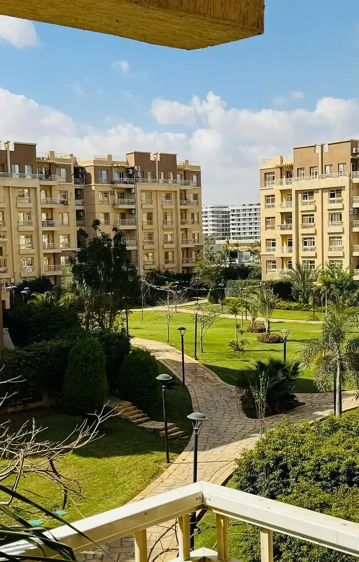Furnished apartment for rent in Madinaty B11, garden view