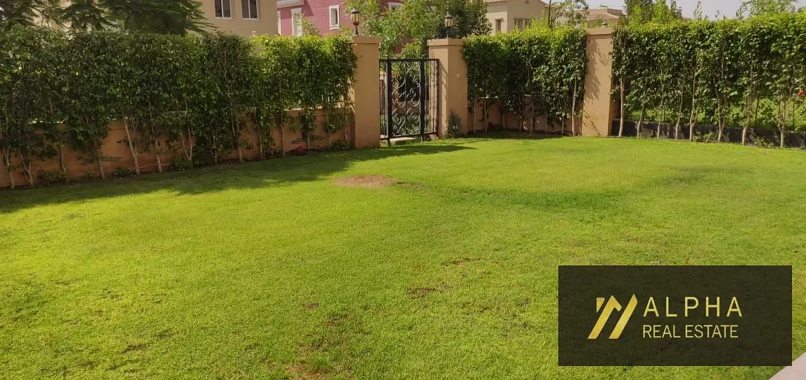 Independent villa for rent in Mivida, in front of the clubhouse