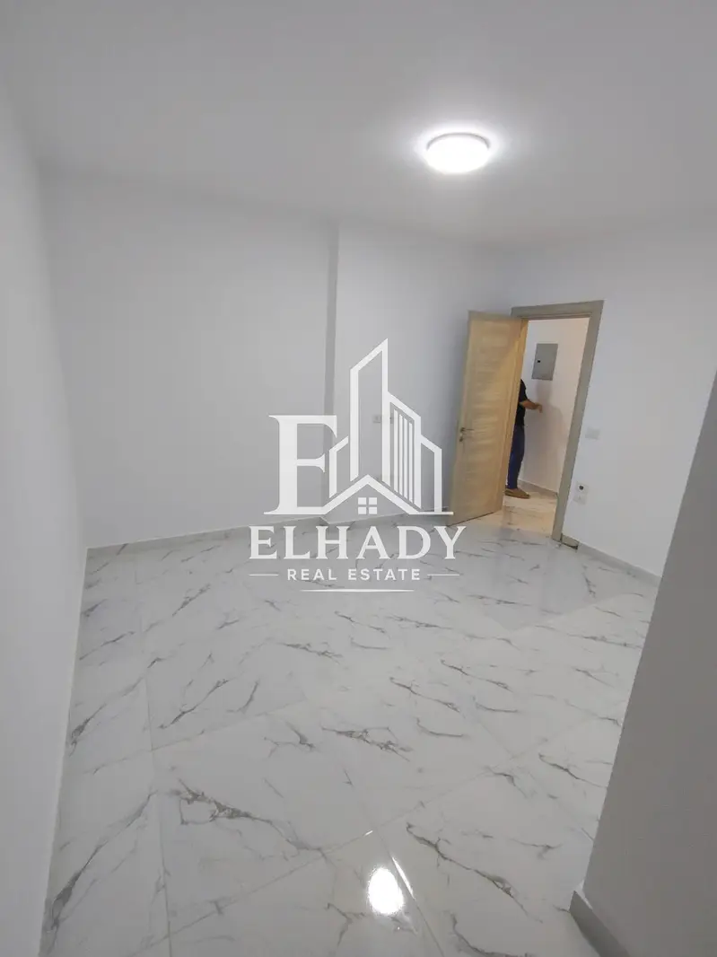 80 sqm apartment for rent in Rehana Avenue - Zahraa Al Maadi