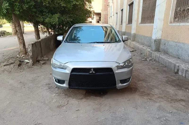Mitsubishi Lancer Shark 2017 for Rent
