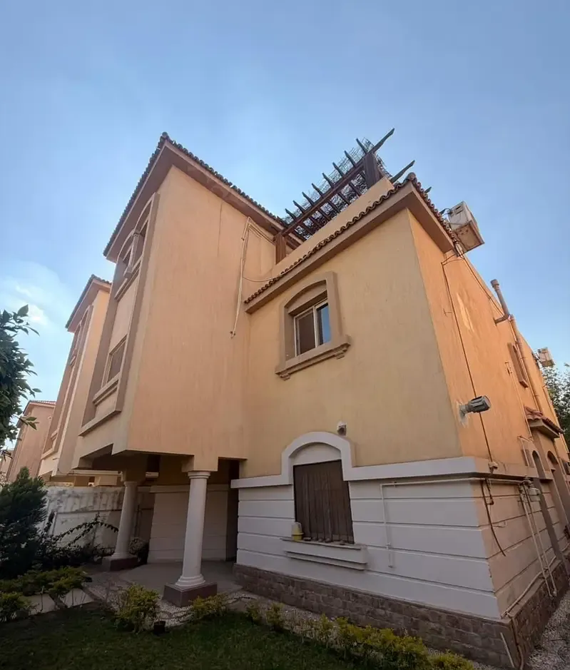 Twin house villa for rent in Dara Gardens Compound, 6th of October