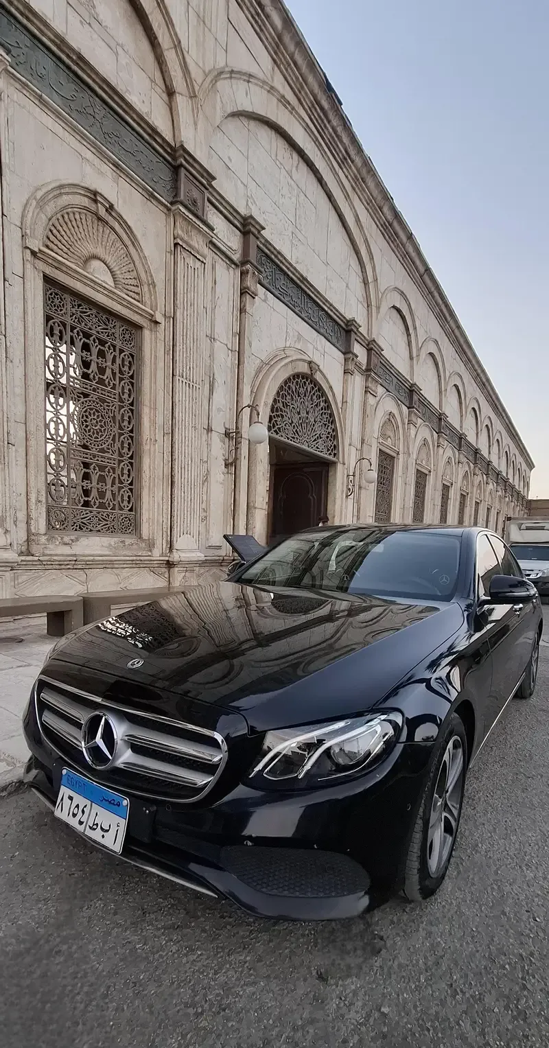 مرسيدس E200 موديل 2020 للإيجار اليومي
