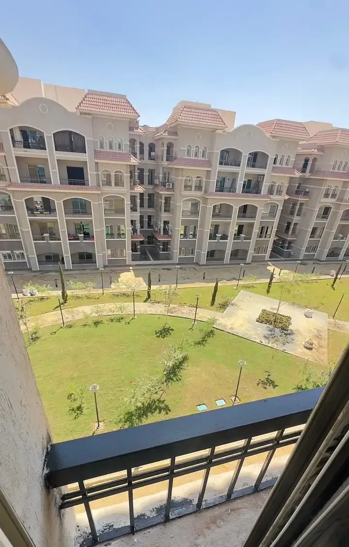 شقة الترا سوبر لوكس بكمبوند النيابه العامه اول سكن فيو جاردن