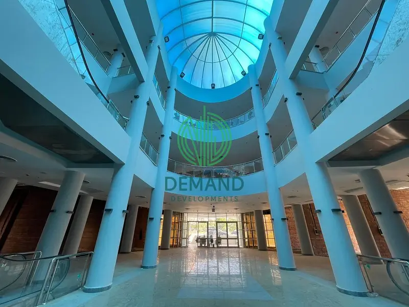 Shop 77 sqm, first floor, with ACs for rent in 16th District, Sheikh Zayed